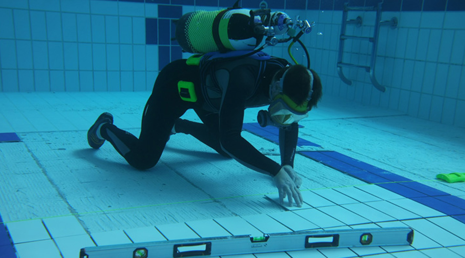 swimming pool tile grout repair